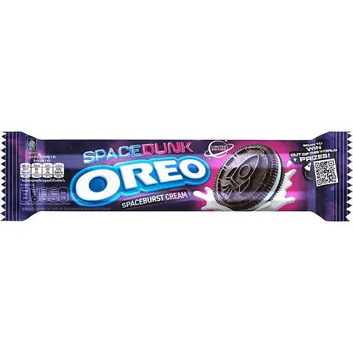 Oreo SpaceDunk TuttiFruity keks u pakiranju s plavim logom